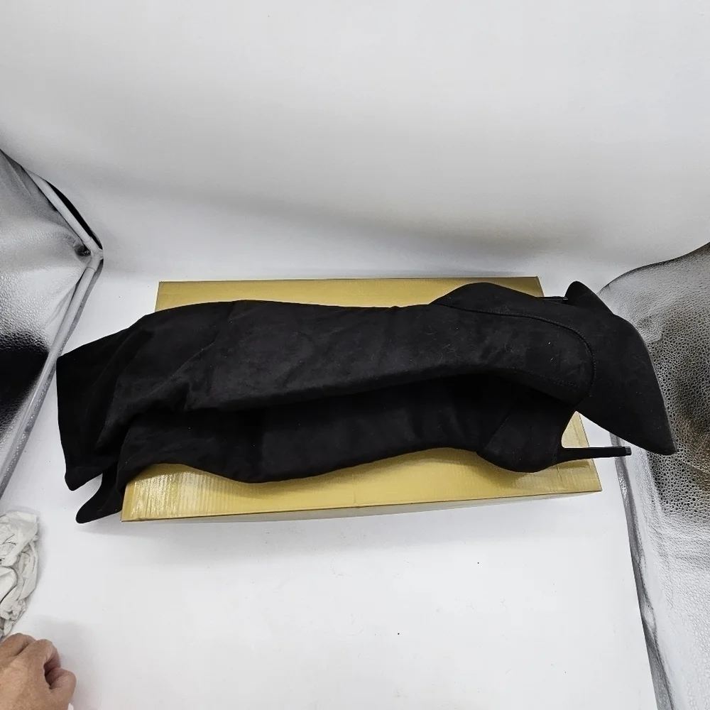 NIB Thalia Sodi Rominaa Black Stiletto Pointed Toe Side Zip Over The Knee Boot 8